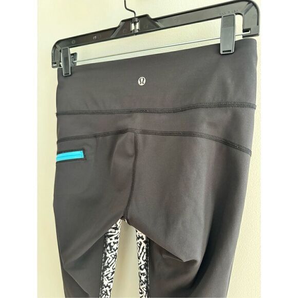 Lululemon Run Top Speed Crop Tight Leggings, Size 4 Black White 18” - Picture 7 of 10